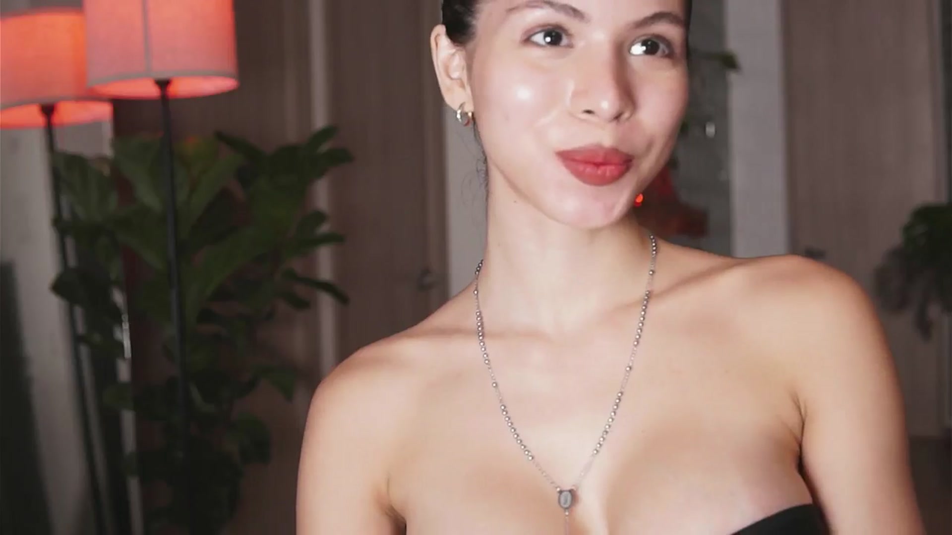 Gallery image thumbnail from belledejour's myfreecams stream on, 06/02/2025, 03:21 image 19 of 20
