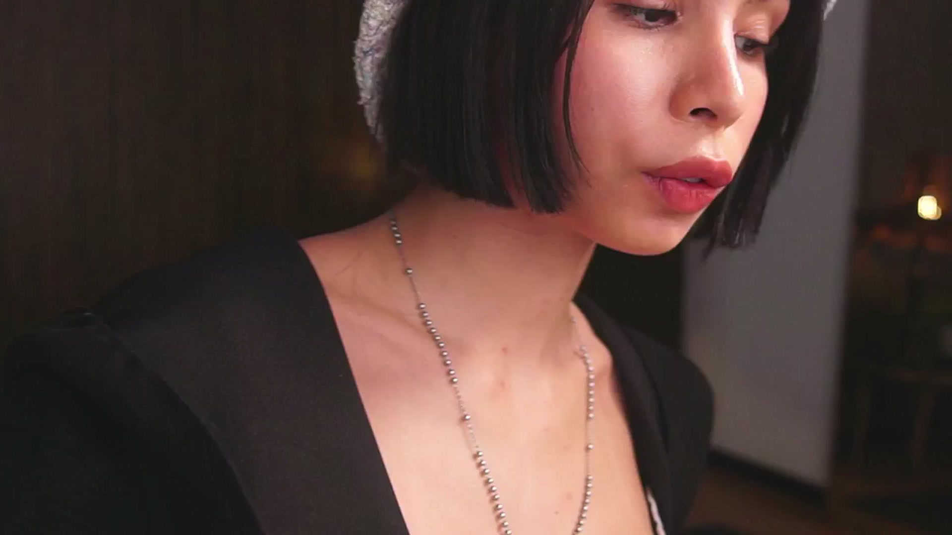 Gallery image thumbnail from belledejour's myfreecams stream on, 09/29/2025, 03:10 image 6 of 20