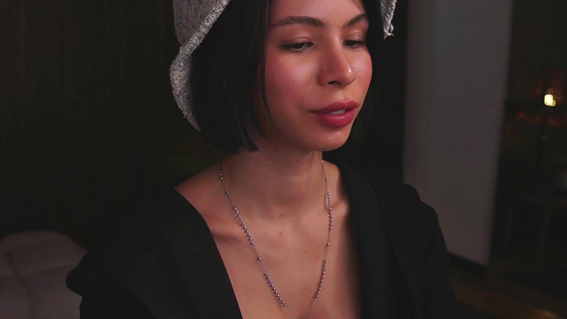Gallery image thumbnail from belledejour's myfreecams stream on, 09/29/2025, 03:10 image 11 of 20
