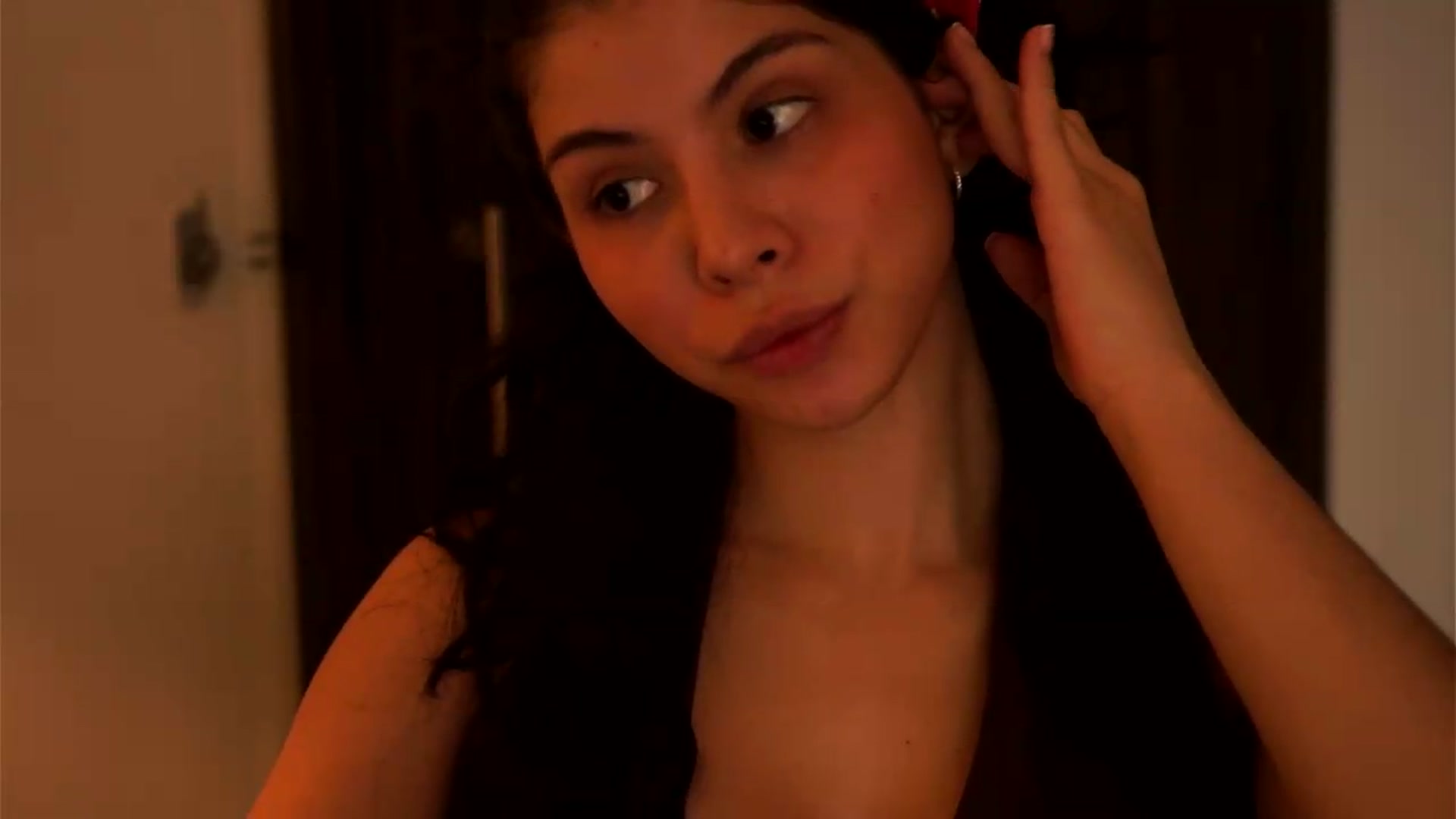 Gallery image thumbnail from belledejour's myfreecams stream on, 06/23/2026, 17:43 image 12 of 20