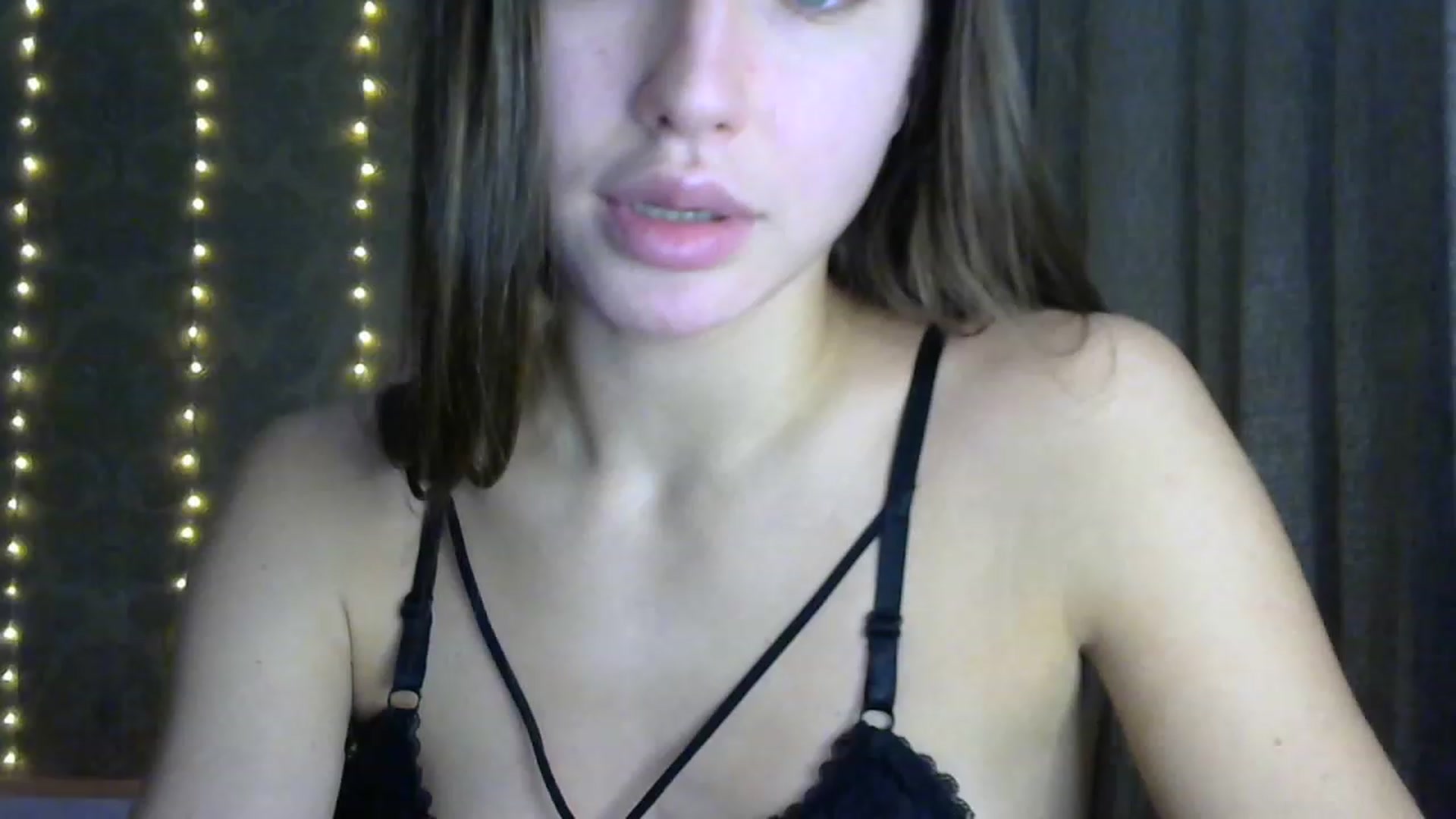Gallery image thumbnail from bemyfriends's myfreecams stream on, 11/29/2022, 24:19 image 7 of 20
