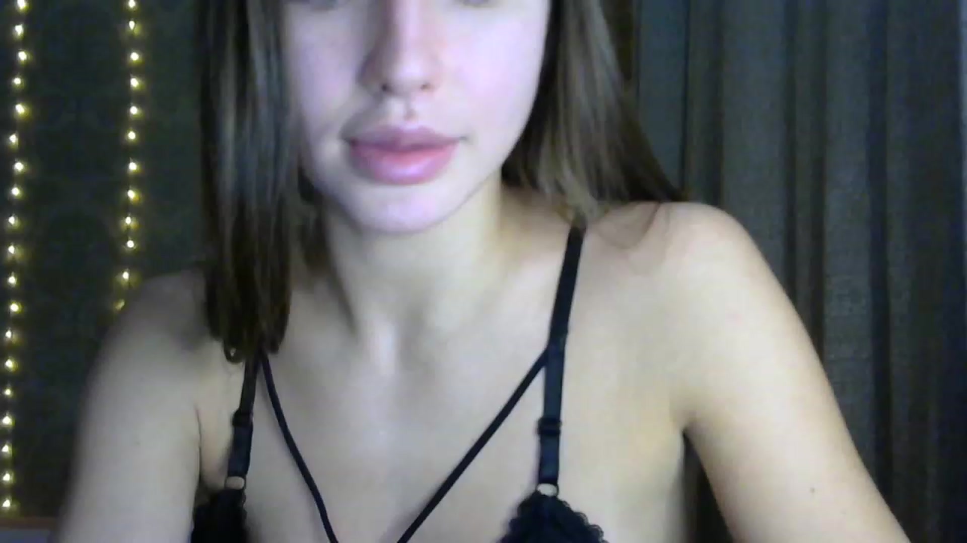 Gallery image thumbnail from bemyfriends's myfreecams stream on, 11/29/2022, 24:19 image 8 of 20