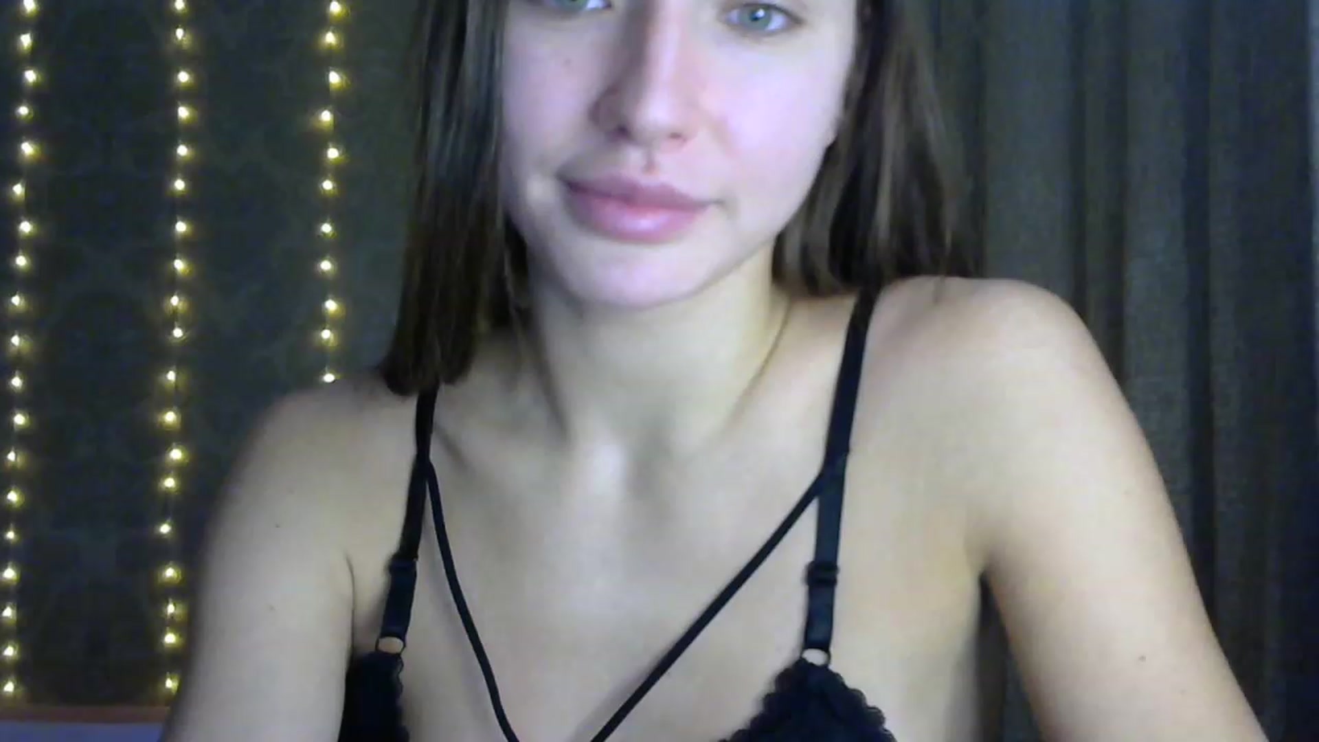 Gallery image thumbnail from bemyfriends's myfreecams stream on, 11/29/2022, 24:19 image 5 of 20