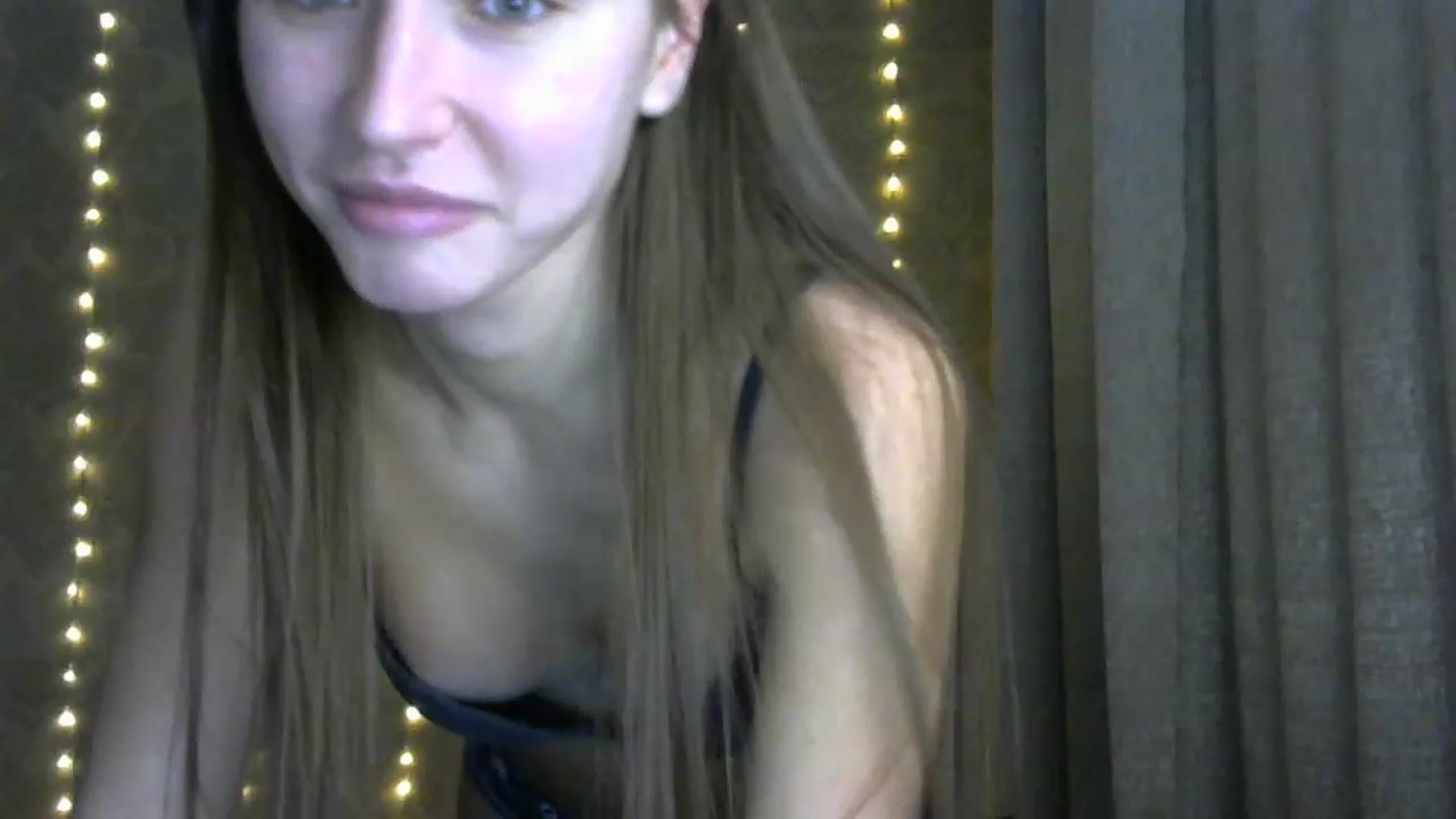 Gallery image thumbnail from bemyfriends's myfreecams stream on, 12/02/2022, 24:05 image 14 of 20
