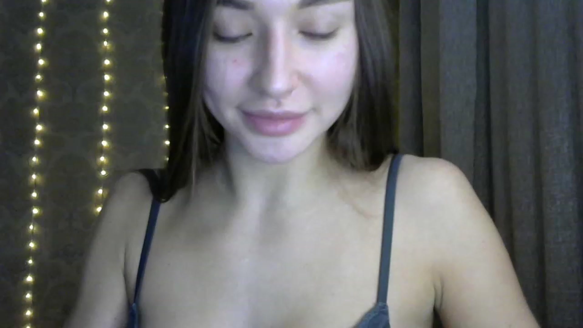 Gallery image thumbnail from bemyfriends's myfreecams stream on, 12/02/2022, 24:05 image 19 of 20
