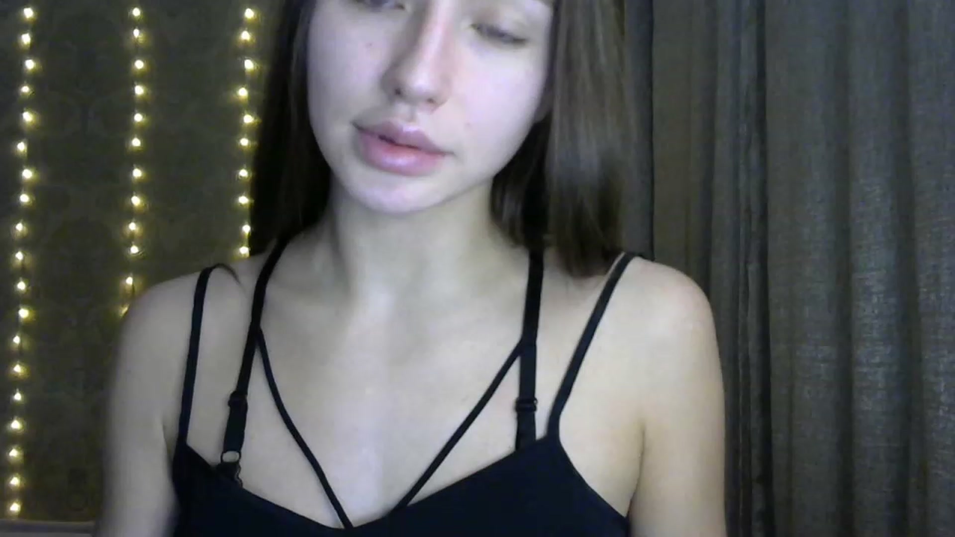 Gallery image thumbnail from bemyfriends's myfreecams stream on, 12/03/2022, 01:29 image 11 of 20