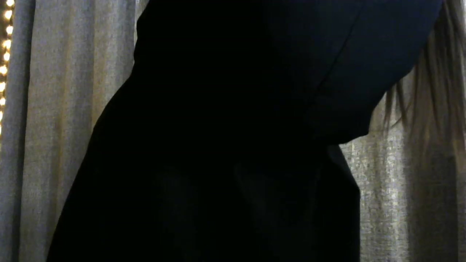 Gallery image thumbnail from bemyfriends's myfreecams stream on, 12/03/2022, 01:29 image 19 of 20