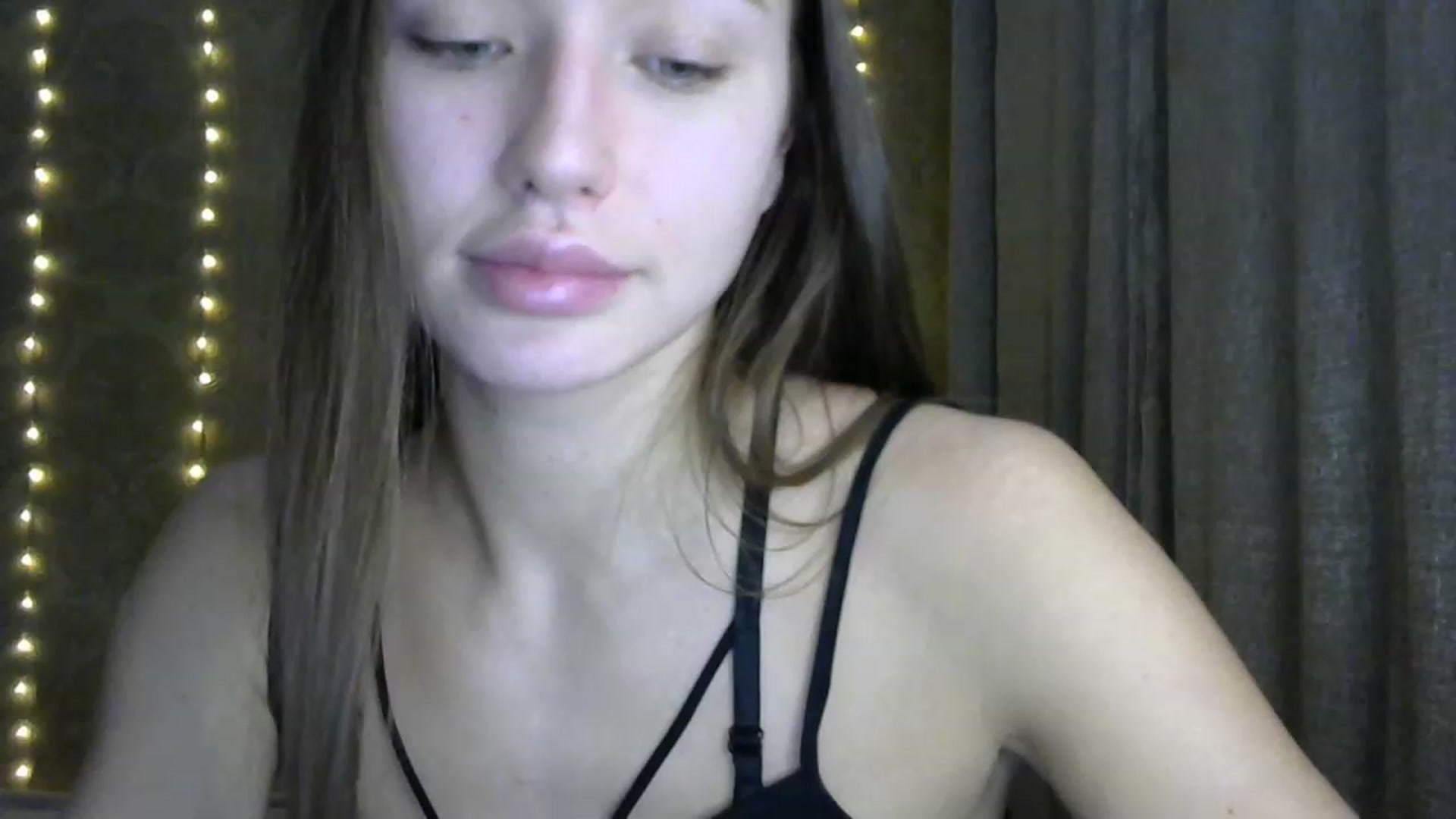 Gallery image thumbnail from bemyfriends's myfreecams stream on, 12/03/2022, 01:29 image 14 of 20