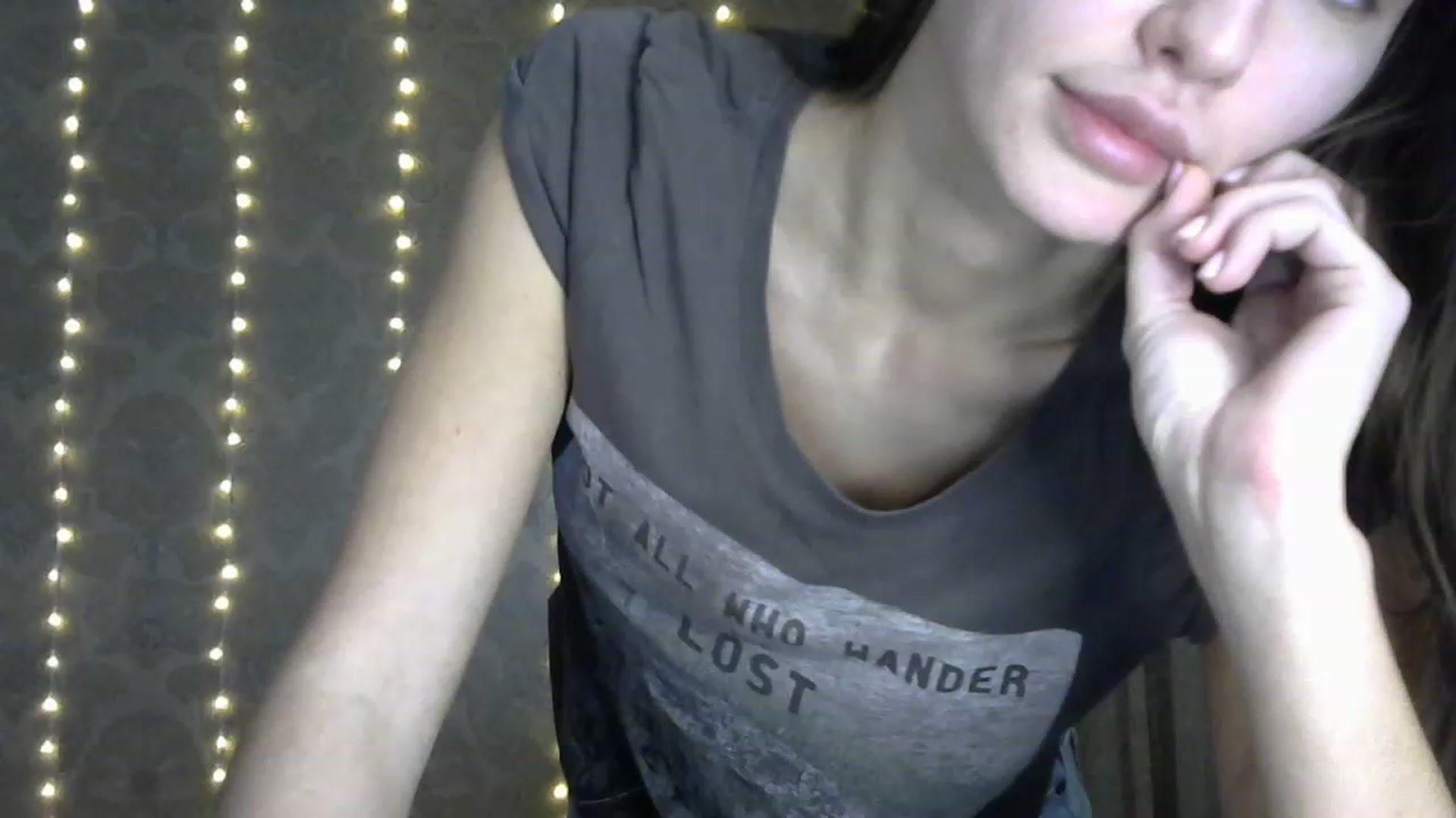 Gallery image thumbnail from bemyfriends's myfreecams stream on, 12/04/2022, 22:43 image 20 of 20