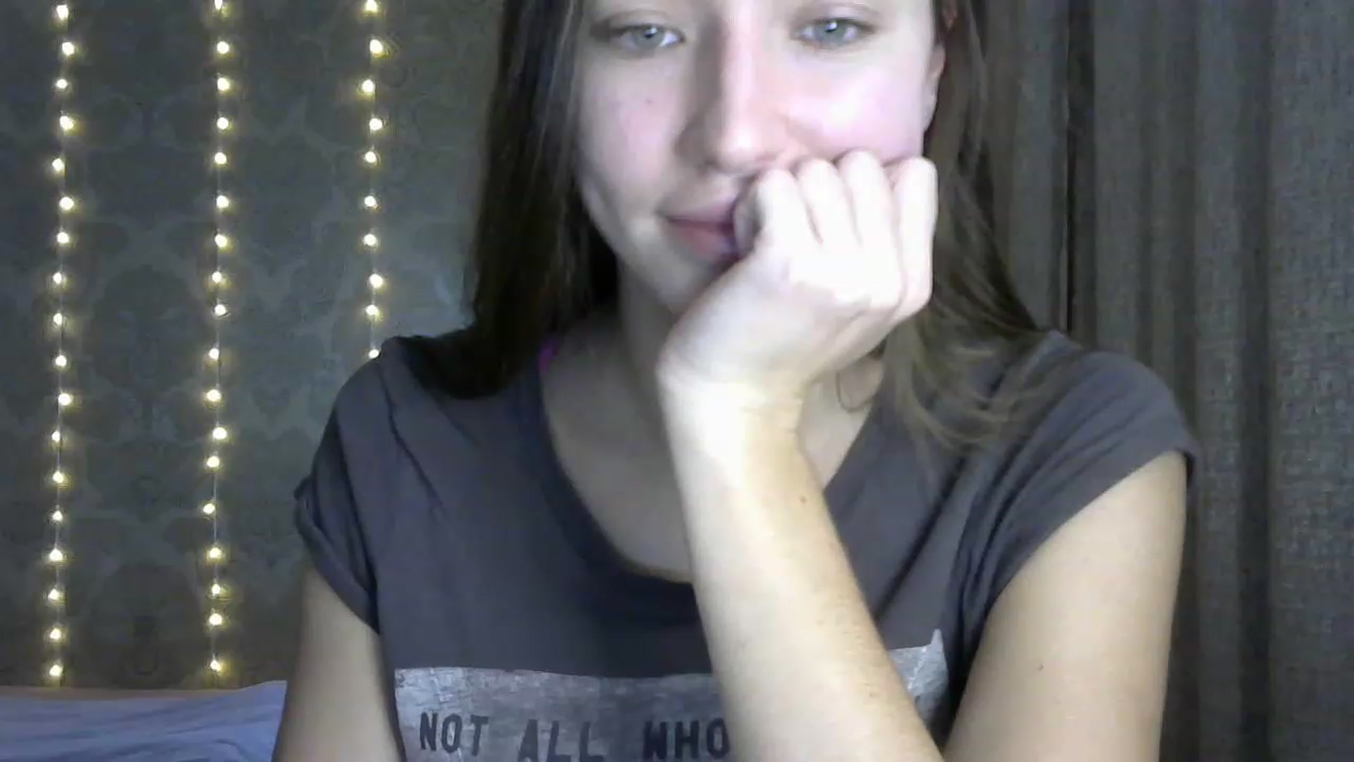 Gallery image thumbnail from bemyfriends's myfreecams stream on, 12/05/2022, 24:43 image 9 of 20