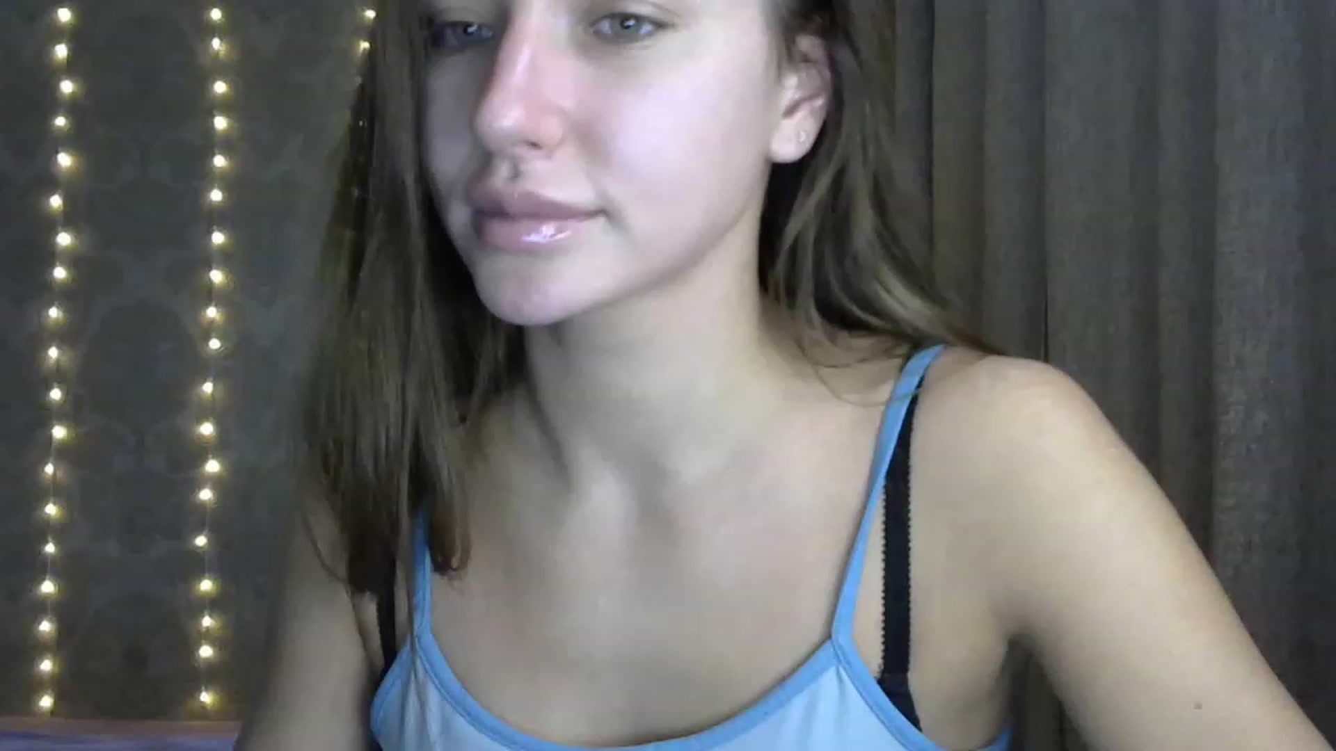 Gallery image thumbnail from bemyfriends's myfreecams stream on, 12/05/2022, 22:27 image 12 of 20