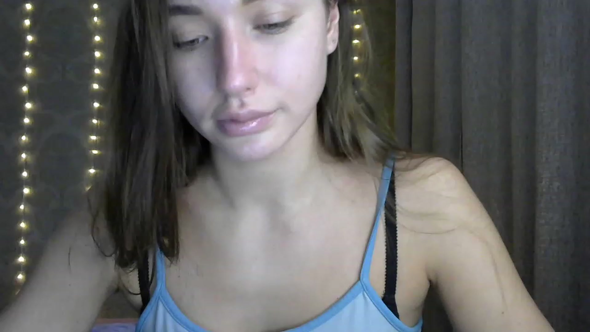 Gallery image thumbnail from bemyfriends's myfreecams stream on, 12/05/2022, 22:27 image 6 of 20
