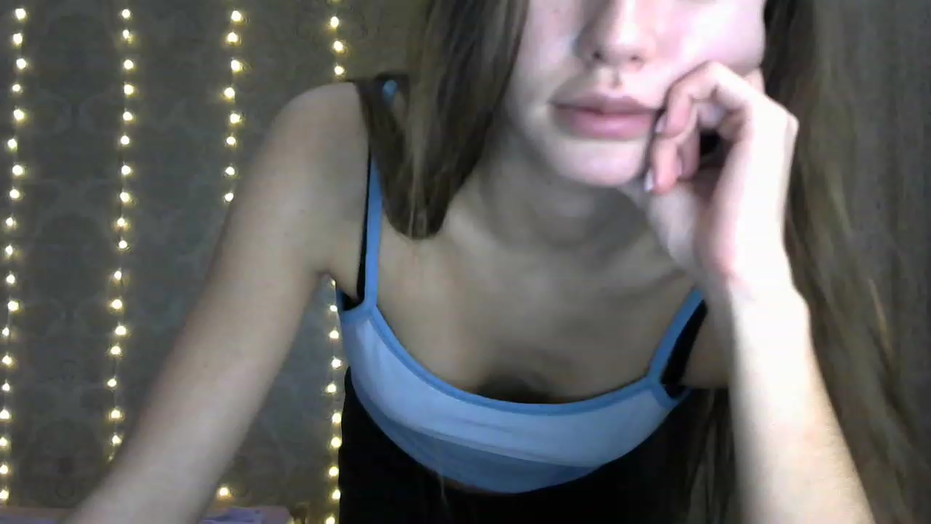 Gallery image thumbnail from bemyfriends's myfreecams stream on, 12/06/2022, 24:57 image 11 of 20