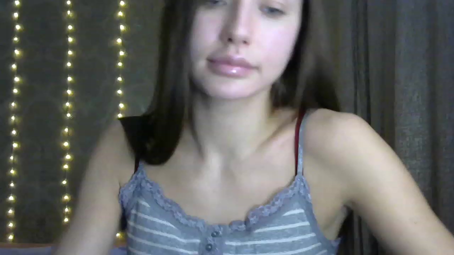 Gallery image thumbnail from bemyfriends's myfreecams stream on, 12/07/2022, 22:29 image 17 of 20