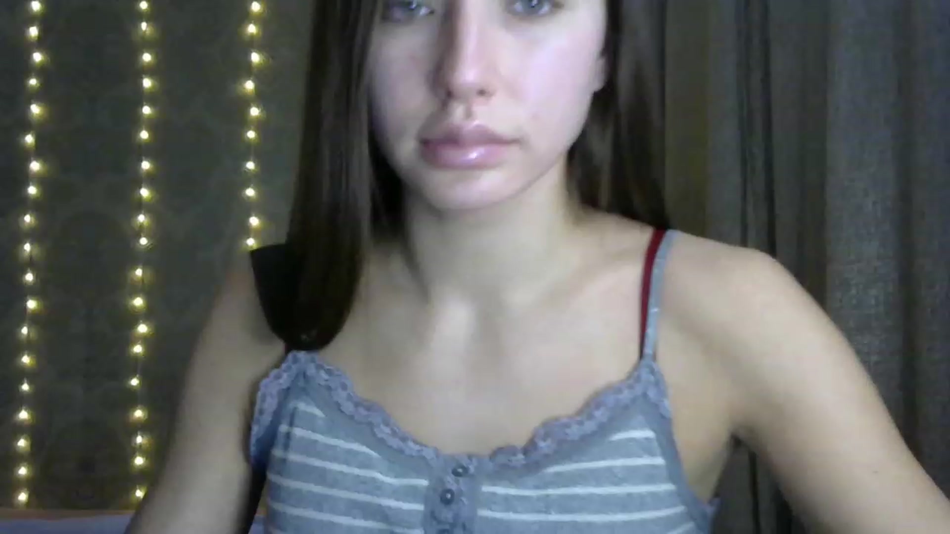 Gallery image thumbnail from bemyfriends's myfreecams stream on, 12/07/2022, 22:29 image 16 of 20