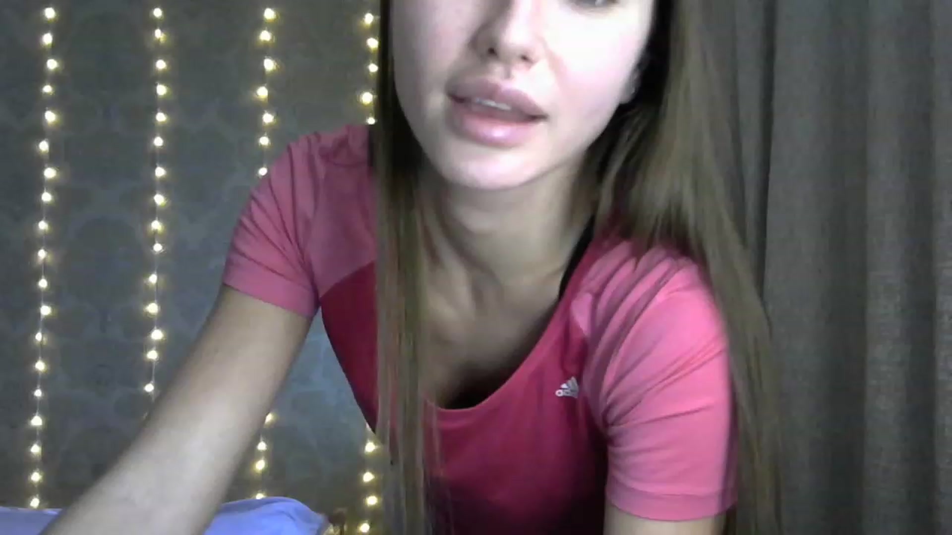 Gallery image thumbnail from bemyfriends's myfreecams stream on, 12/08/2022, 22:09 image 19 of 20