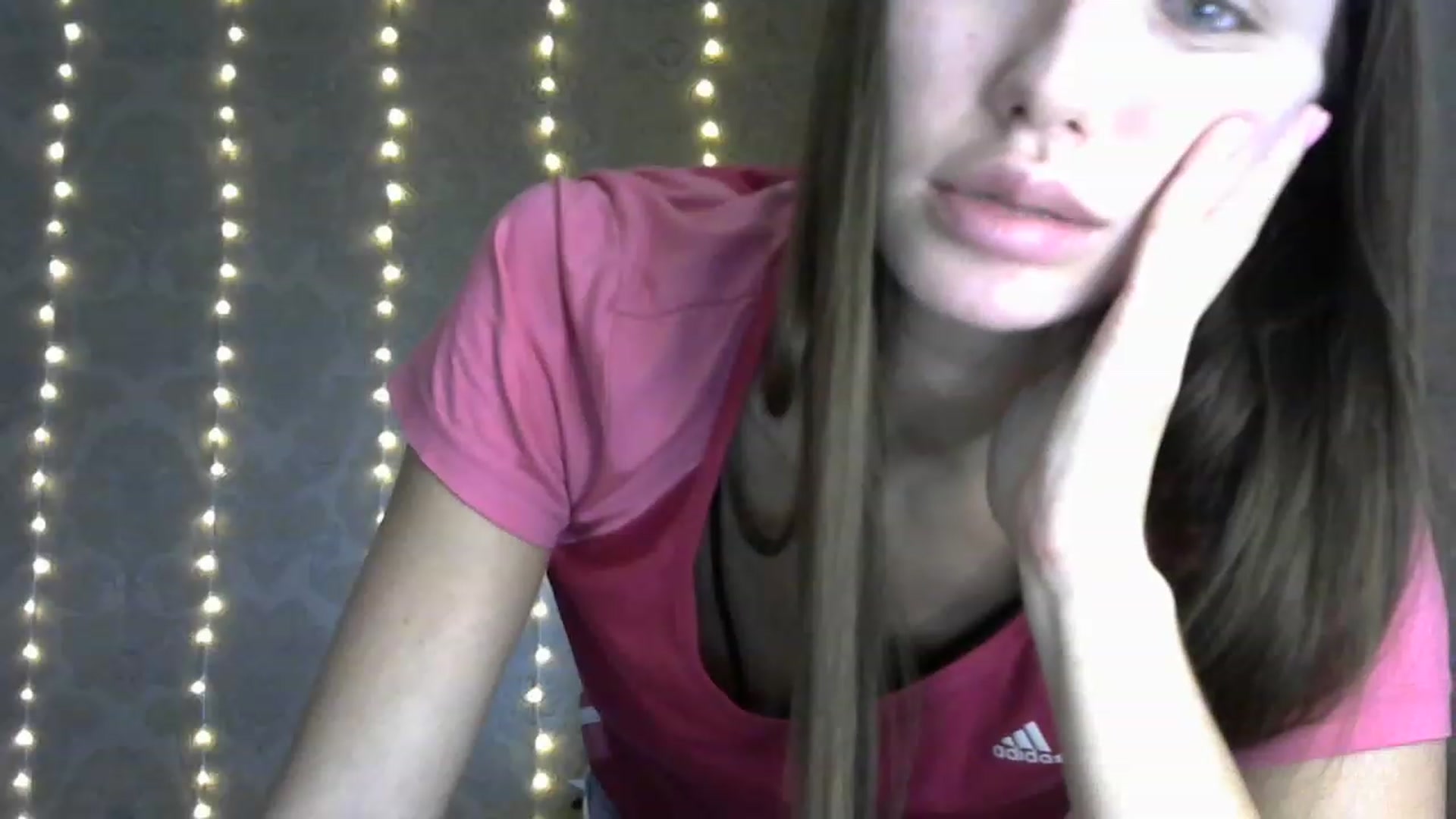 Gallery image thumbnail from bemyfriends's myfreecams stream on, 12/08/2022, 23:29 image 3 of 20