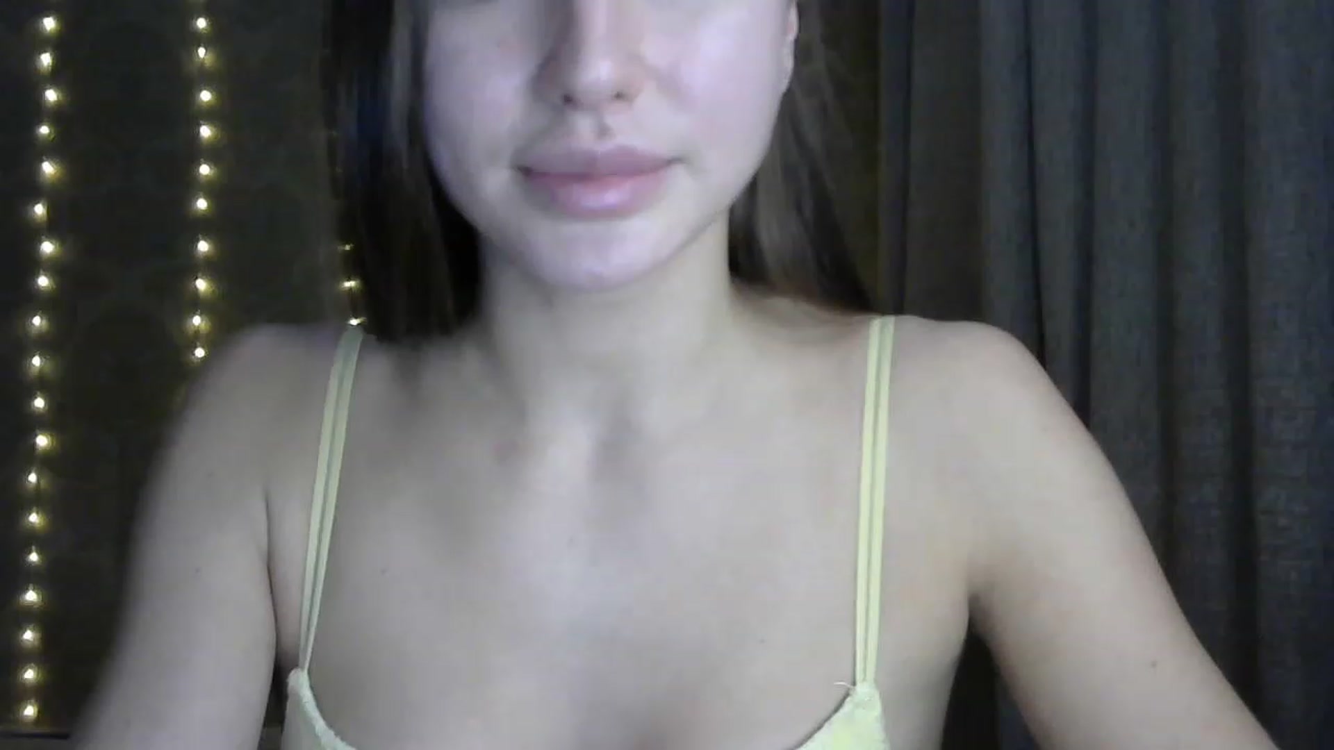 Gallery image thumbnail from bemyfriends's myfreecams stream on, 12/11/2022, 24:08 image 18 of 20