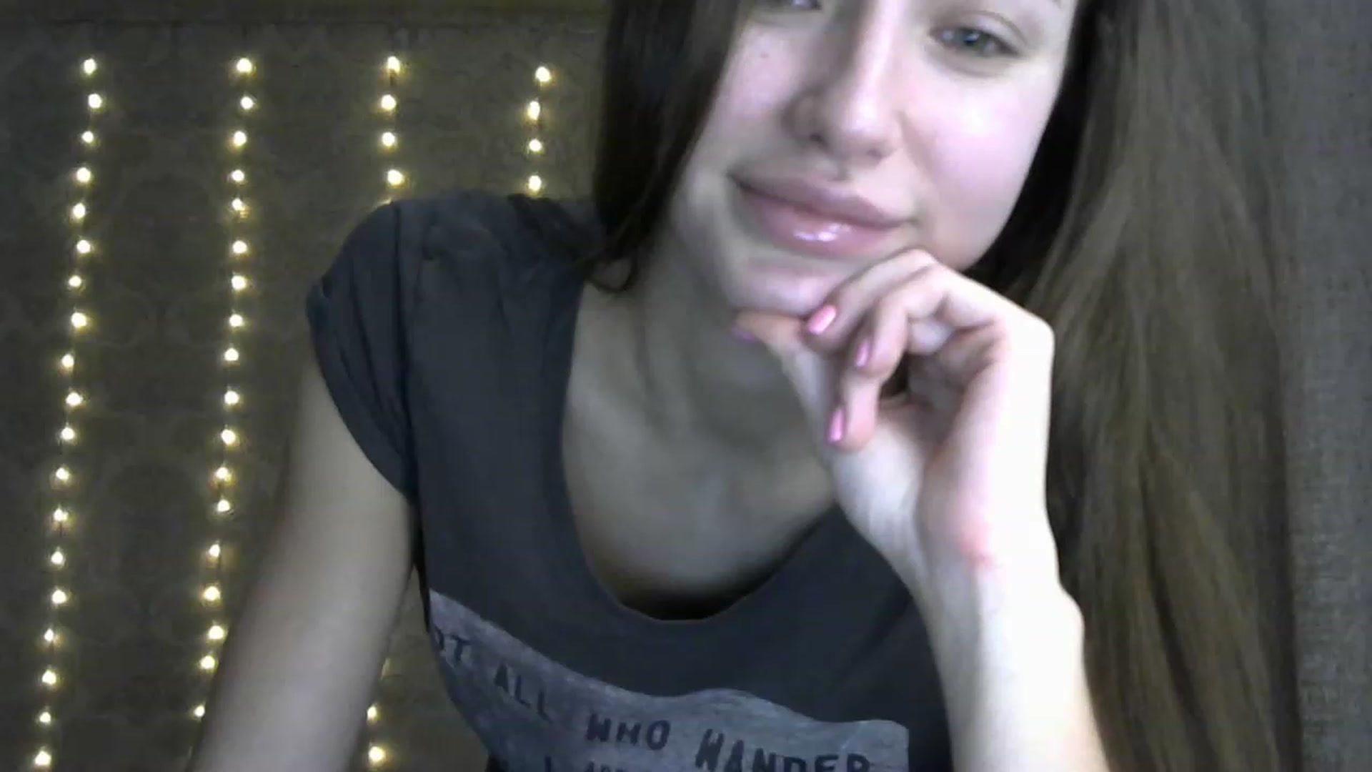 Gallery image thumbnail from bemyfriends's myfreecams stream on, 12/11/2022, 23:25 image 7 of 20