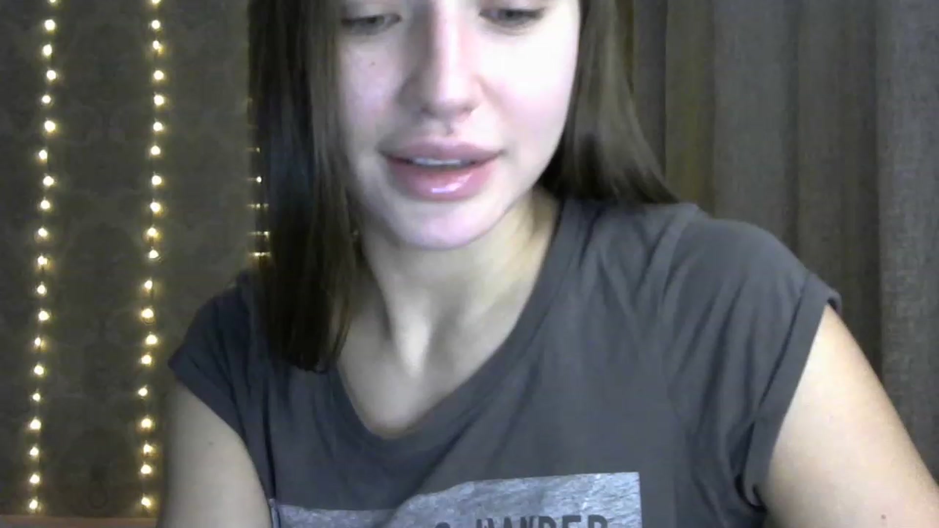 Gallery image thumbnail from bemyfriends's myfreecams stream on, 12/11/2022, 23:25 image 10 of 20