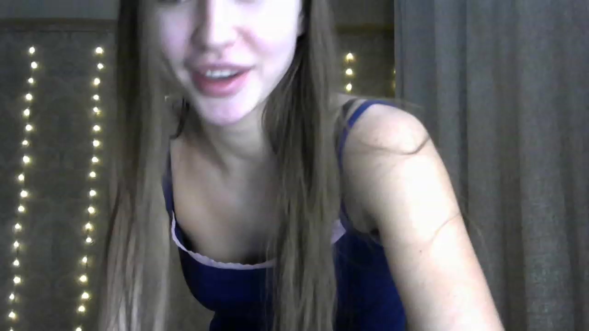 Gallery image thumbnail from bemyfriends's myfreecams stream on, 12/14/2022, 23:49 image 7 of 20
