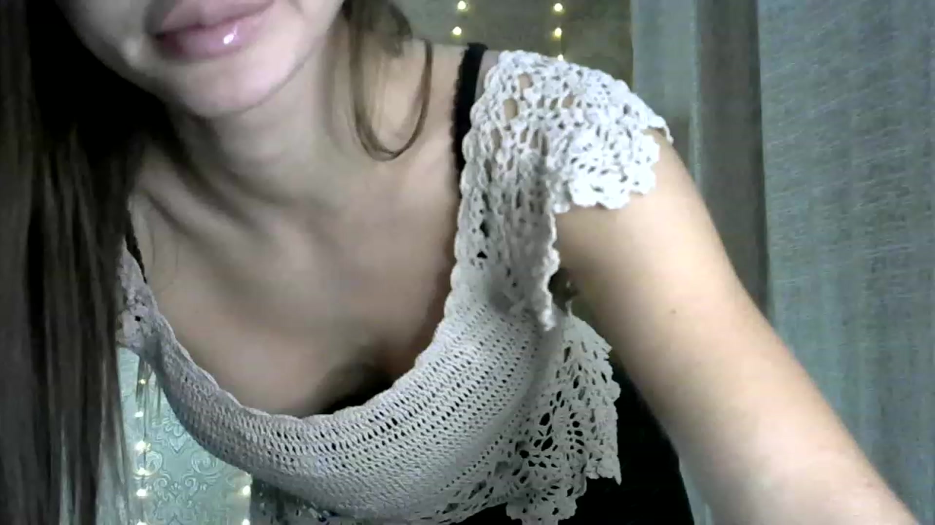 Gallery image thumbnail from bemyfriends's myfreecams stream on, 02/18/2023, 24:33 image 4 of 20