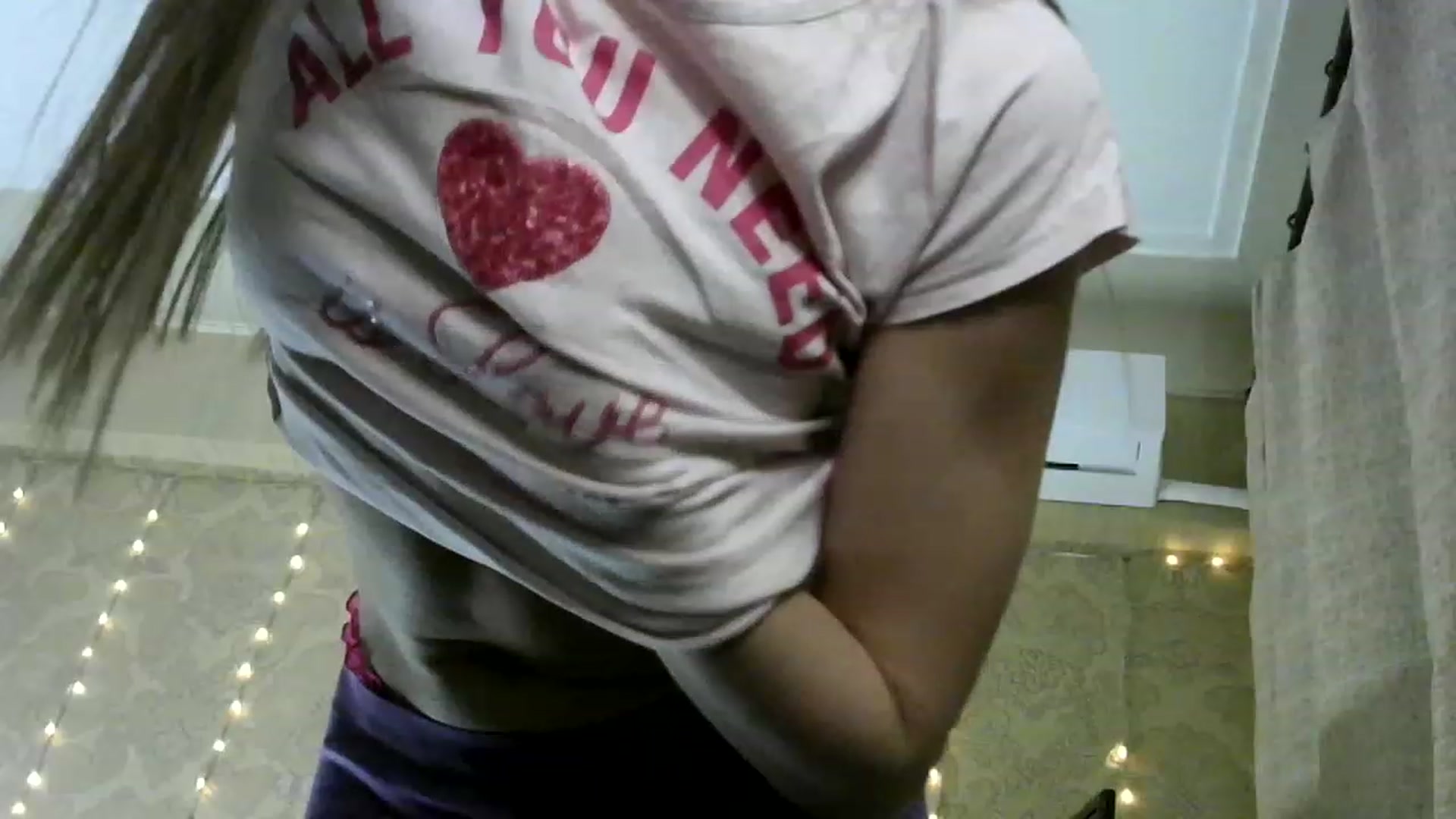 Gallery image thumbnail from bemyfriends's myfreecams stream on, 04/13/2023, 22:45 image 20 of 20