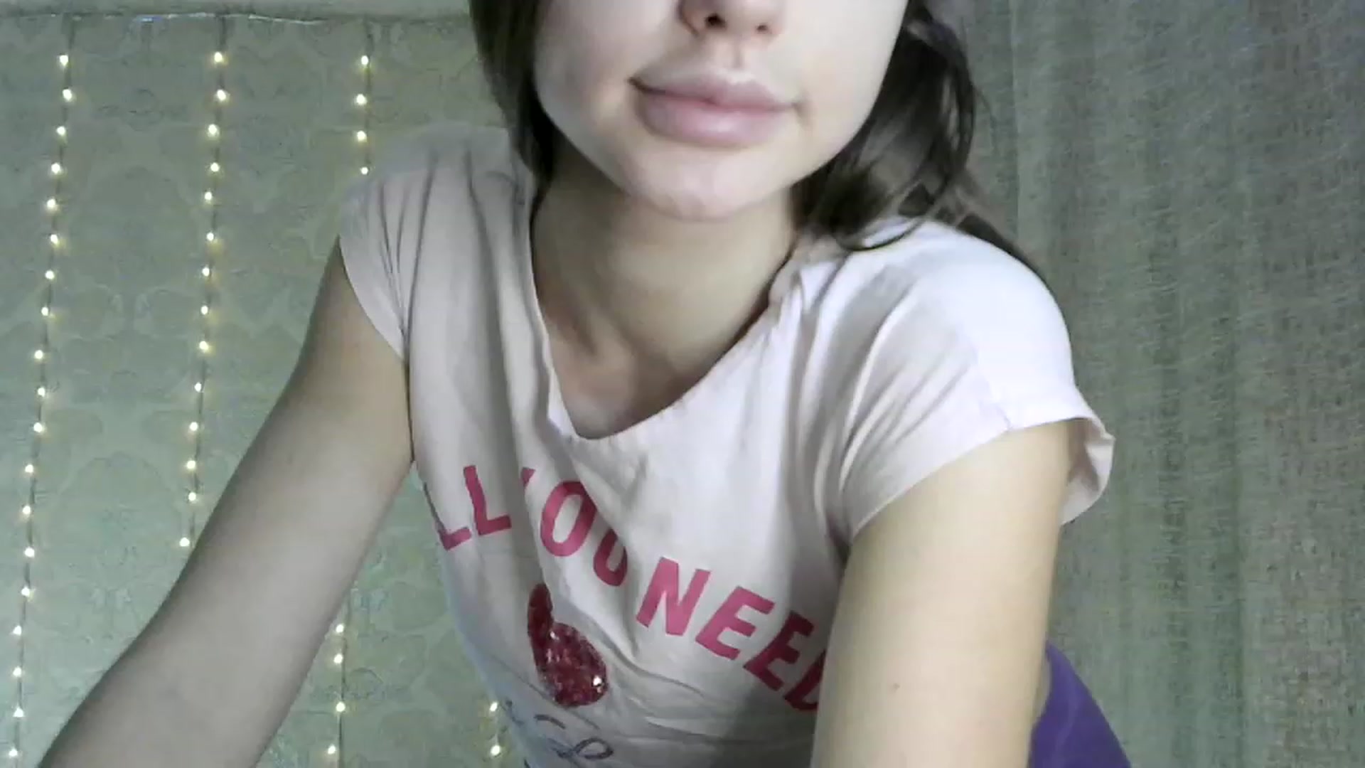 Gallery image thumbnail from bemyfriends's myfreecams stream on, 04/13/2023, 23:03 image 14 of 20