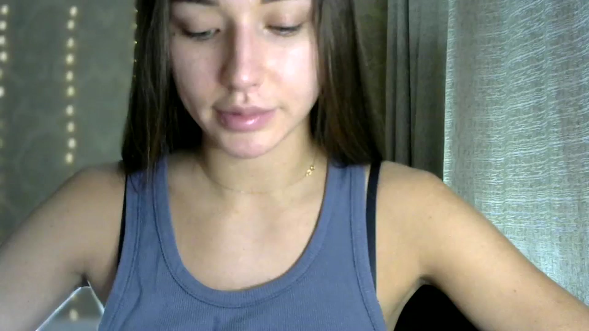 Gallery image thumbnail from bemyfriends's myfreecams stream on, 09/27/2023, 23:28 image 6 of 20