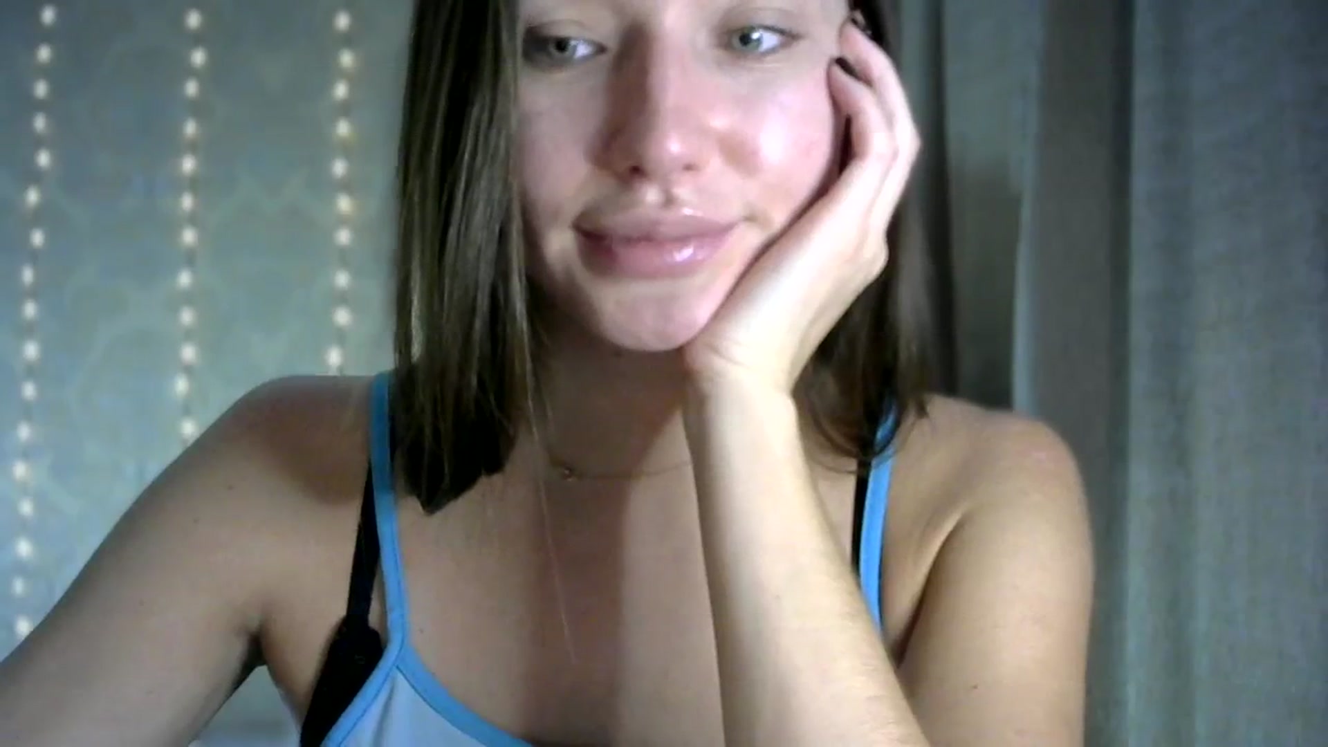 Gallery image thumbnail from bemyfriends's myfreecams stream on, 10/04/2023, 23:19 image 19 of 20