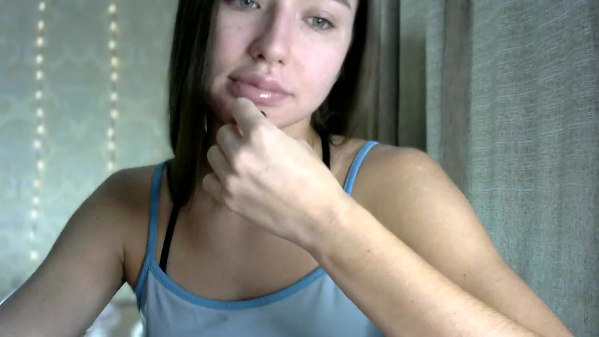 Gallery image thumbnail from bemyfriends's myfreecams stream on, 10/09/2023, 22:31 image 3 of 20
