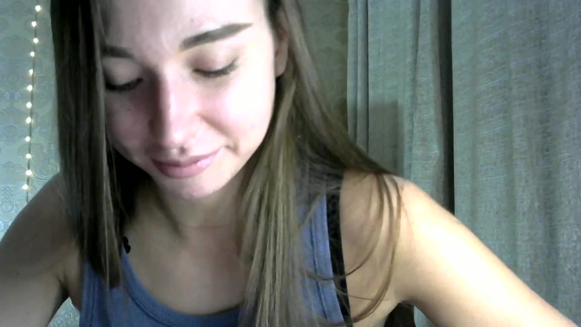 Gallery image thumbnail from bemyfriends's myfreecams stream on, 10/17/2023, 24:02 image 10 of 20