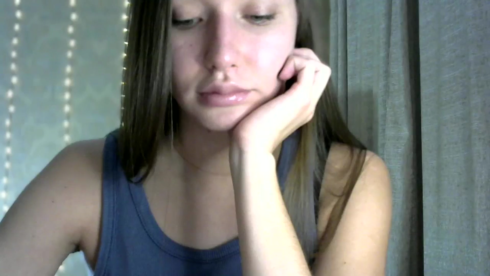 Gallery image thumbnail from bemyfriends's myfreecams stream on, 10/17/2023, 24:02 image 2 of 20