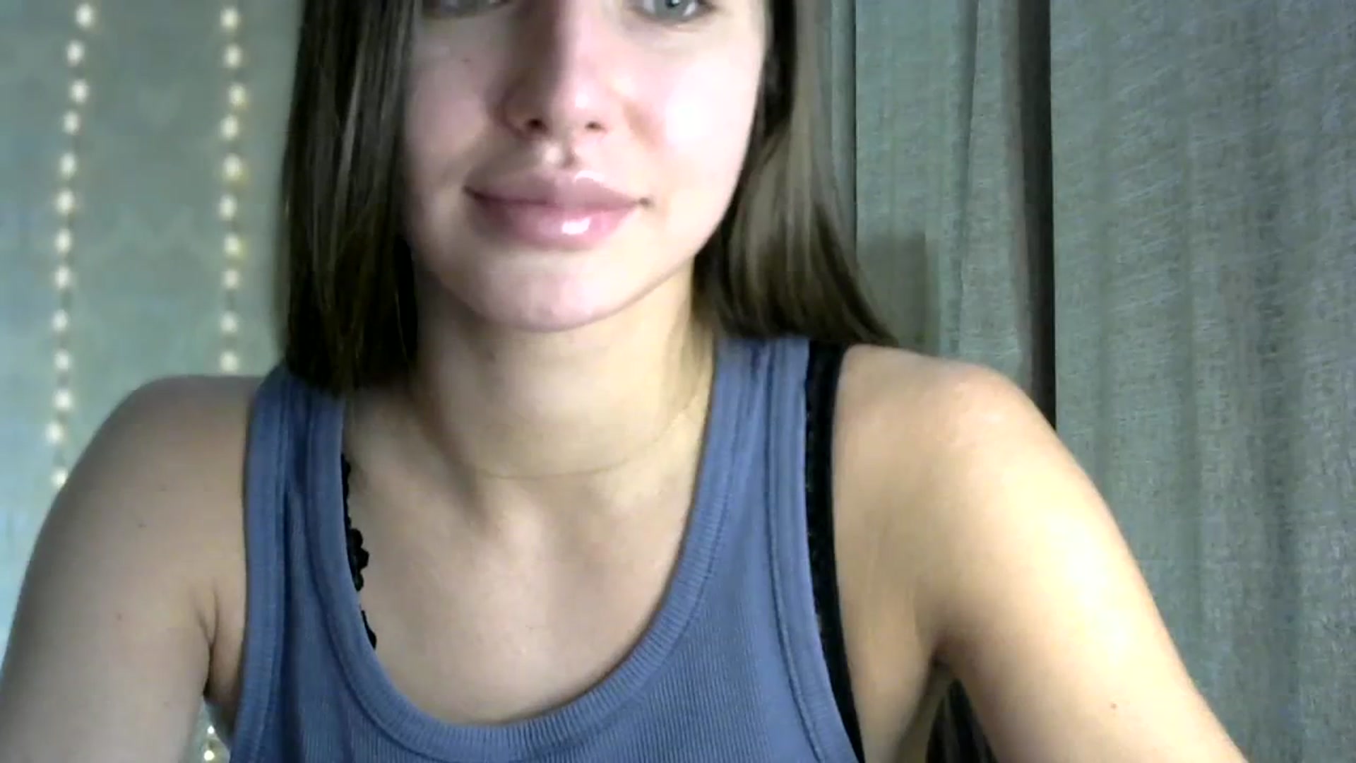 Gallery image thumbnail from bemyfriends's myfreecams stream on, 10/17/2023, 24:02 image 6 of 20