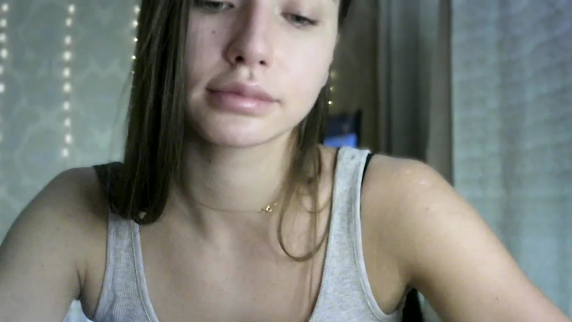 Gallery image thumbnail from bemyfriends's myfreecams stream on, 10/18/2023, 23:04 image 17 of 20