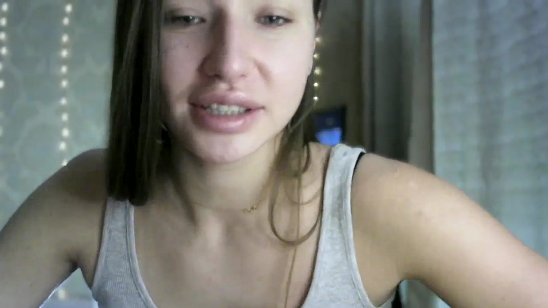 Gallery image thumbnail from bemyfriends's myfreecams stream on, 10/18/2023, 23:04 image 16 of 20