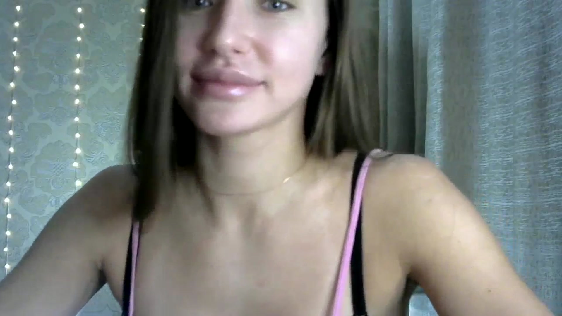 Gallery image thumbnail from bemyfriends's myfreecams stream on, 10/19/2023, 23:09 image 11 of 20