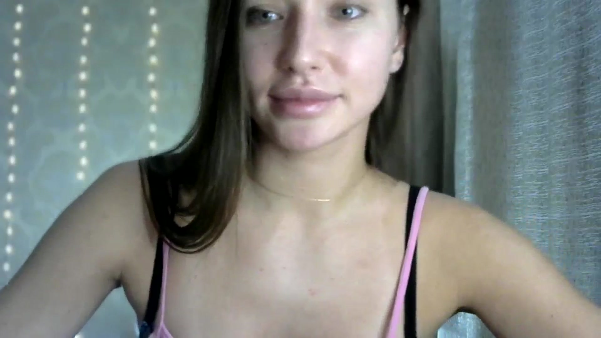 Gallery image thumbnail from bemyfriends's myfreecams stream on, 10/19/2023, 23:09 image 10 of 20