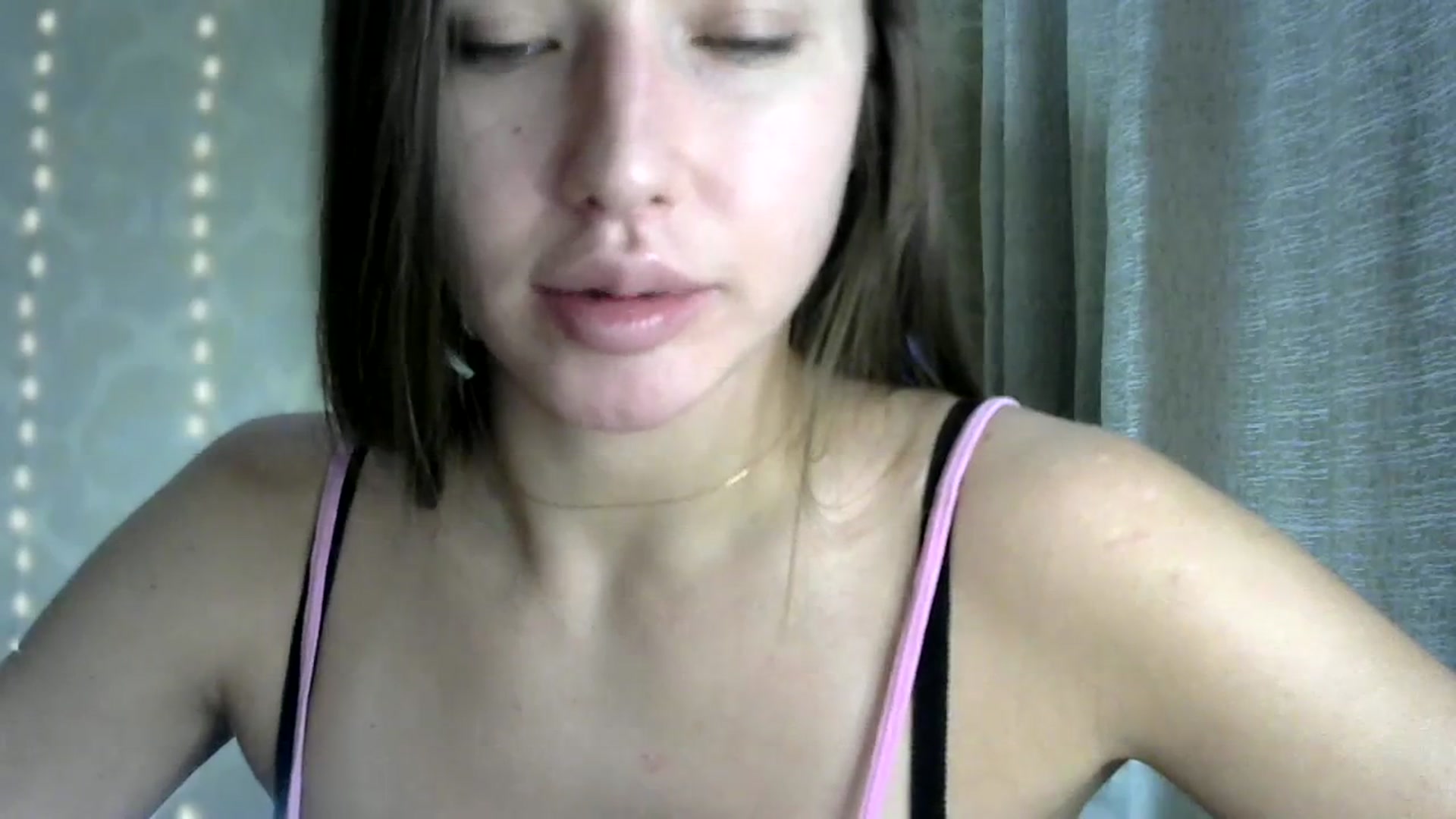 Gallery image thumbnail from bemyfriends's myfreecams stream on, 10/19/2023, 23:09 image 15 of 20