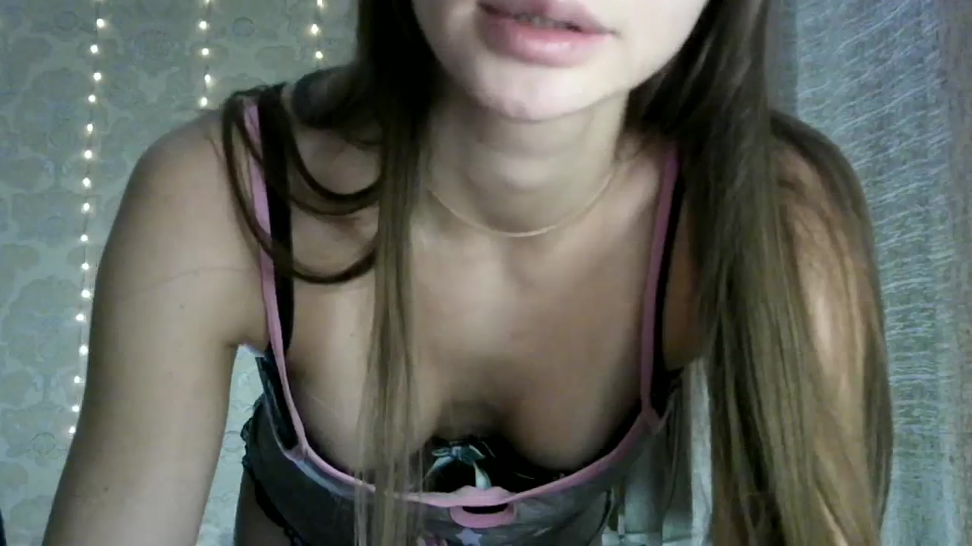 Gallery image thumbnail from bemyfriends's myfreecams stream on, 10/20/2023, 24:04 image 17 of 20