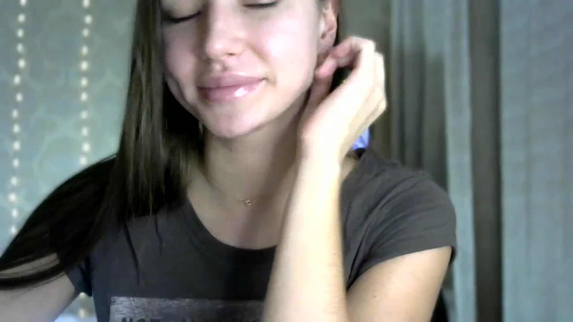 Gallery image thumbnail from bemyfriends's myfreecams stream on, 10/23/2023, 24:05 image 2 of 20
