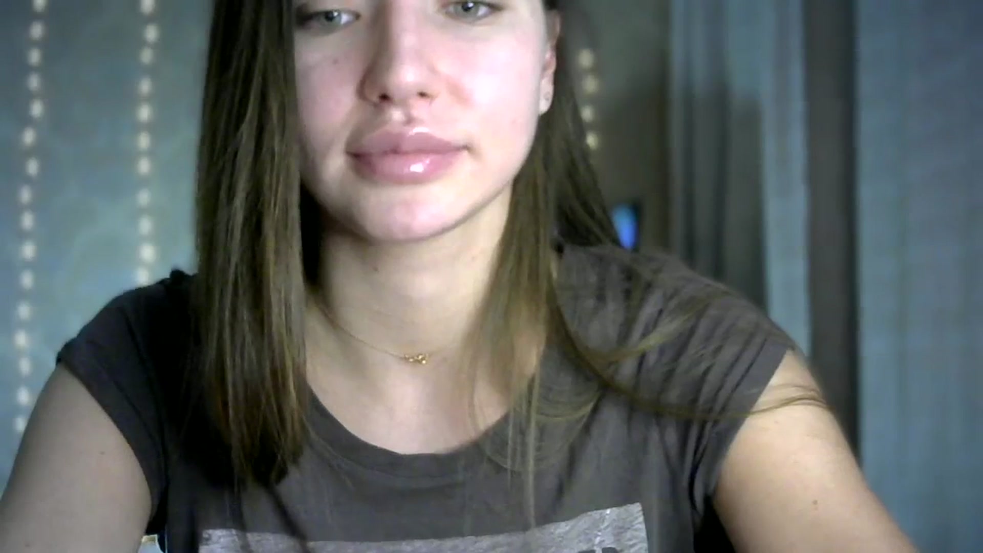 Gallery image thumbnail from bemyfriends's myfreecams stream on, 10/23/2023, 24:05 image 3 of 20