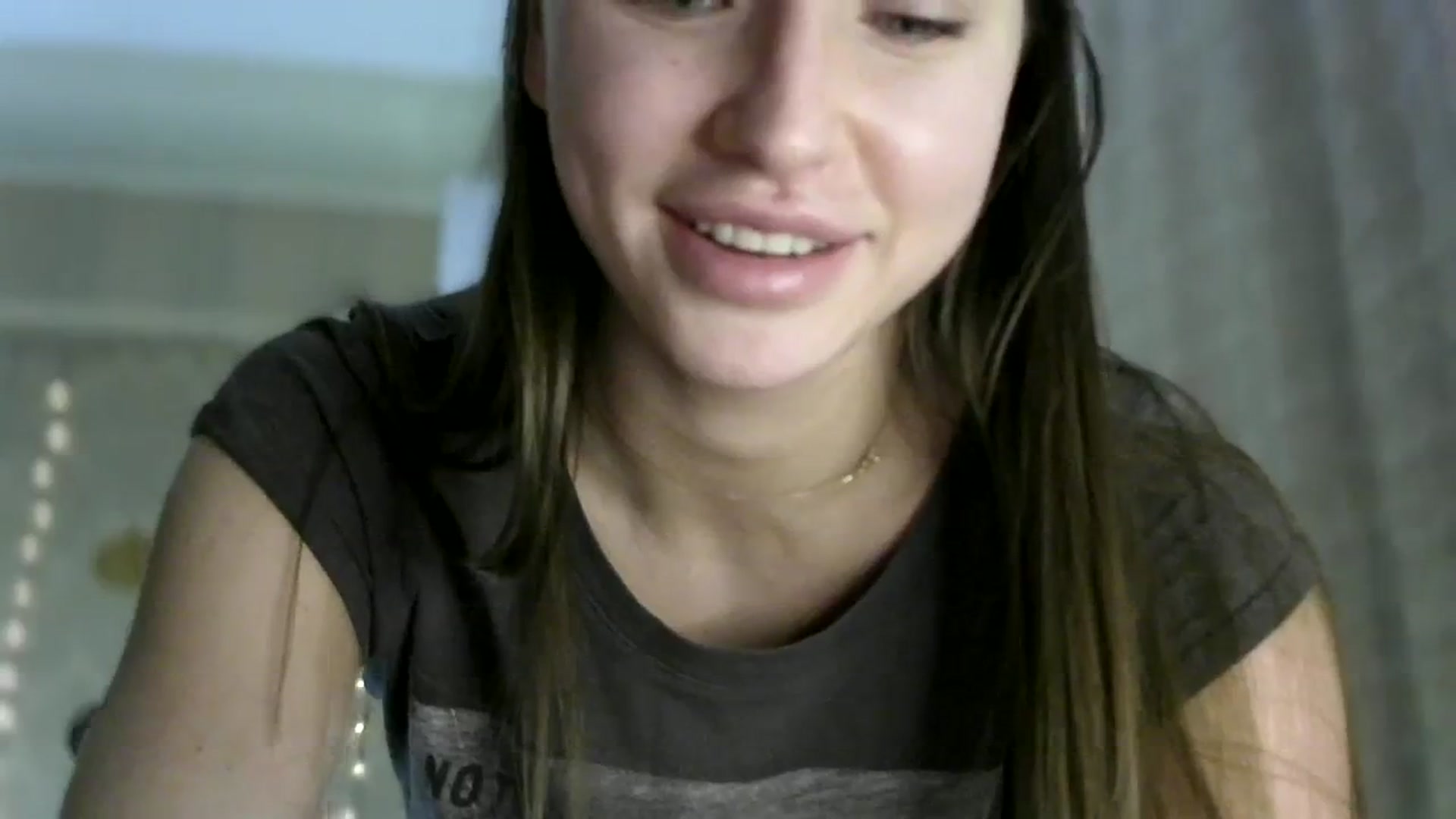 Gallery image thumbnail from bemyfriends's myfreecams stream on, 10/26/2023, 23:15 image 14 of 20