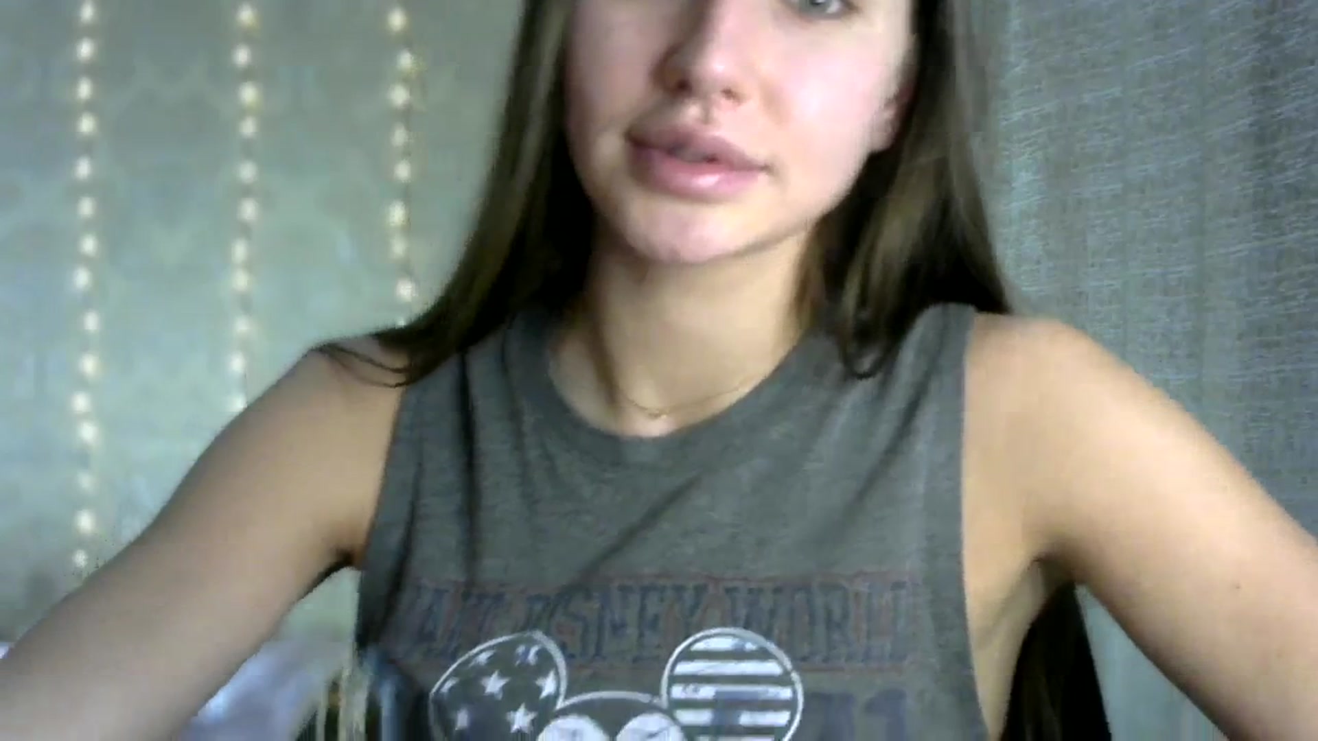 Gallery image thumbnail from bemyfriends's myfreecams stream on, 11/15/2023, 24:45 image 16 of 20