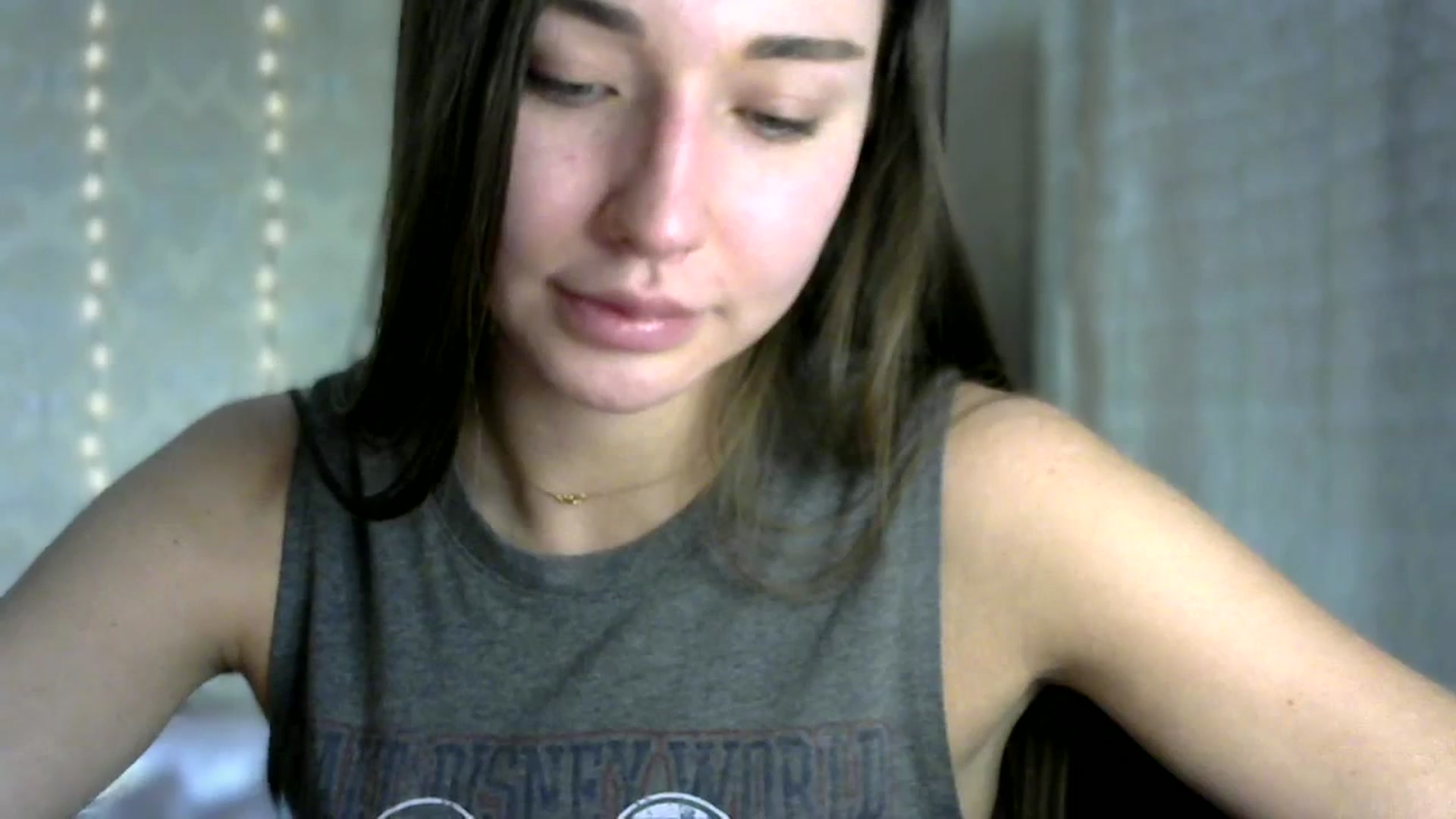 Gallery image thumbnail from bemyfriends's myfreecams stream on, 11/15/2023, 24:45 image 13 of 20
