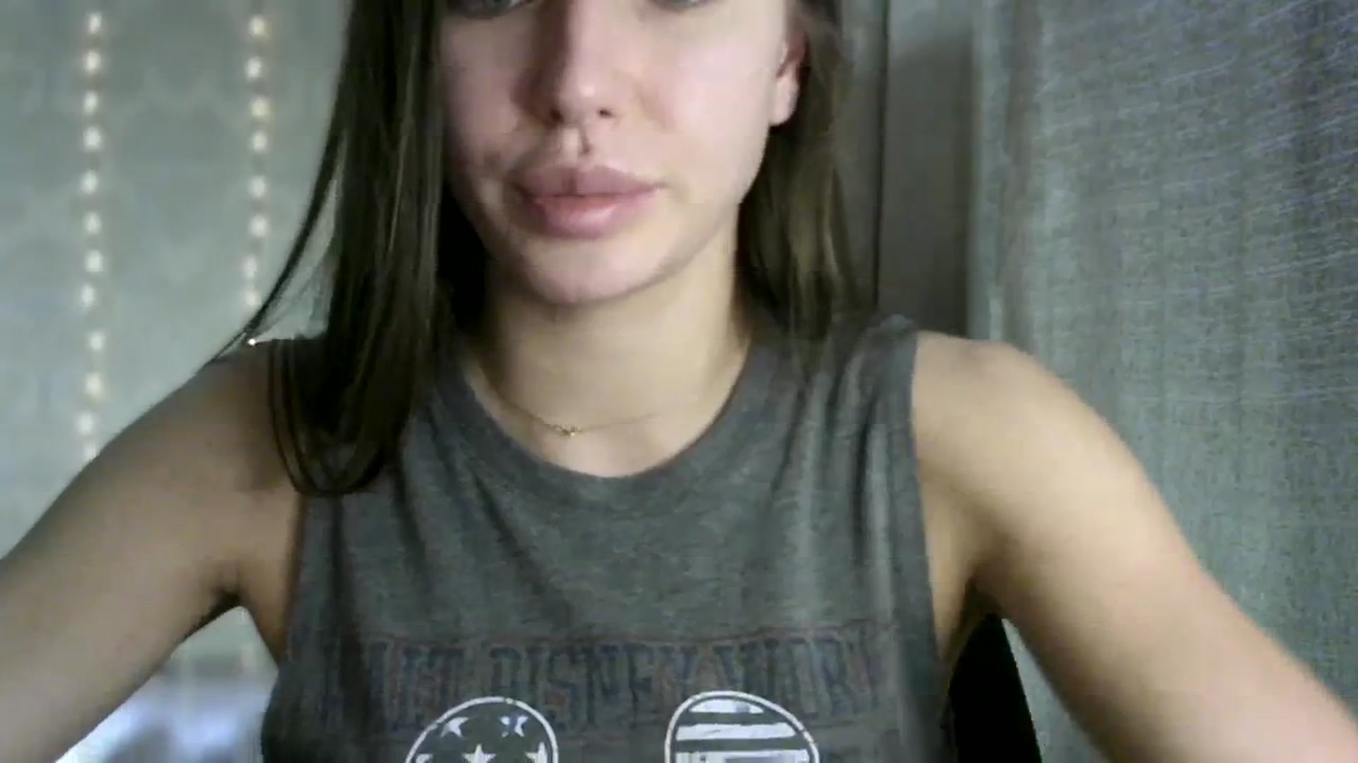 Gallery image thumbnail from bemyfriends's myfreecams stream on, 11/15/2023, 24:45 image 10 of 20
