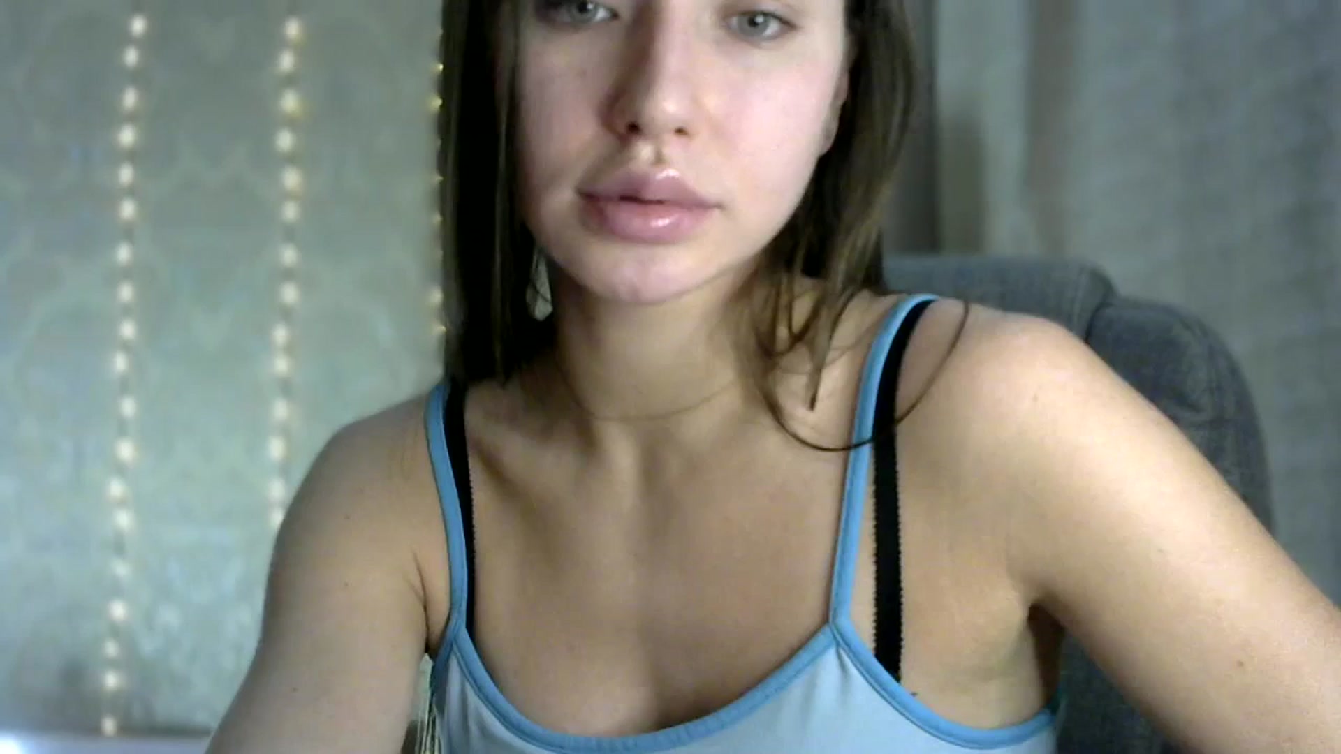 Gallery image thumbnail from bemyfriends's myfreecams stream on, 11/16/2023, 24:01 image 10 of 20