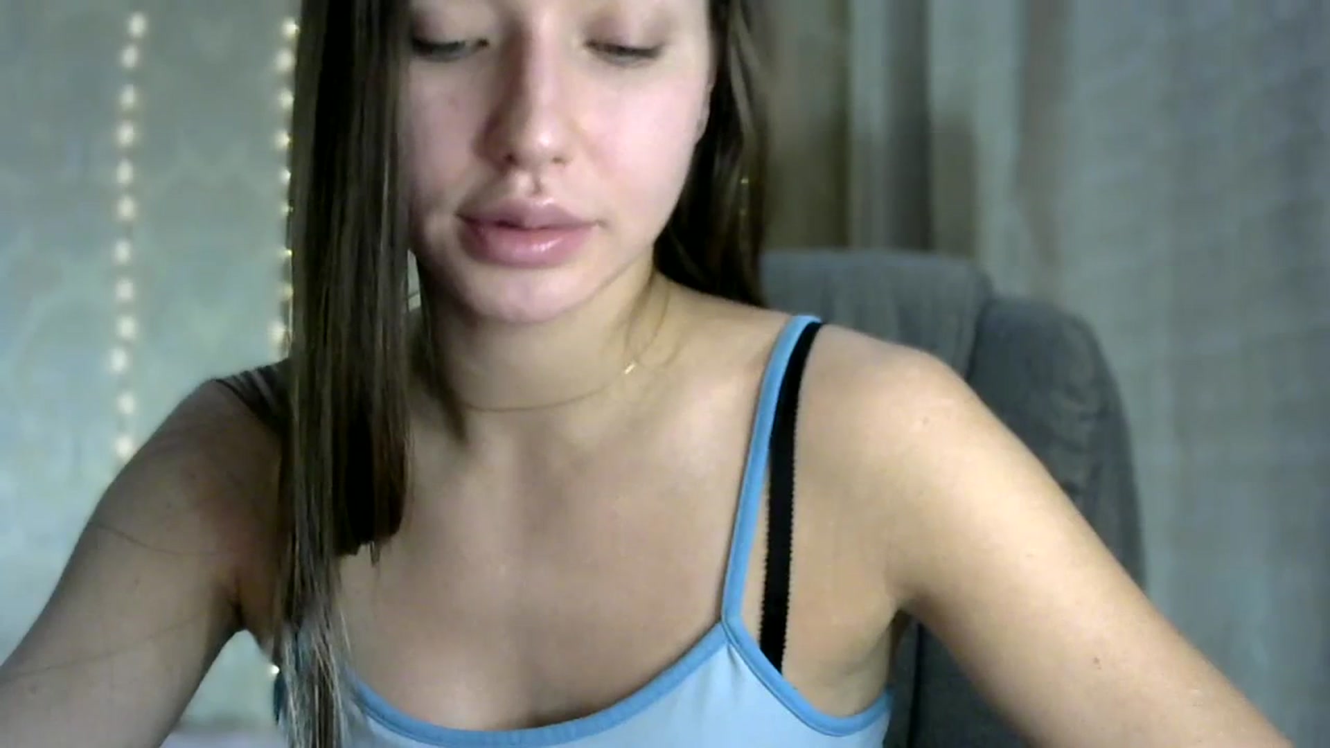 Gallery image thumbnail from bemyfriends's myfreecams stream on, 11/16/2023, 24:01 image 18 of 20