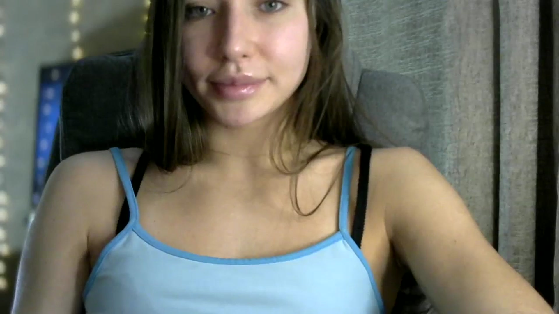 Gallery image thumbnail from bemyfriends's myfreecams stream on, 11/16/2023, 24:28 image 7 of 20