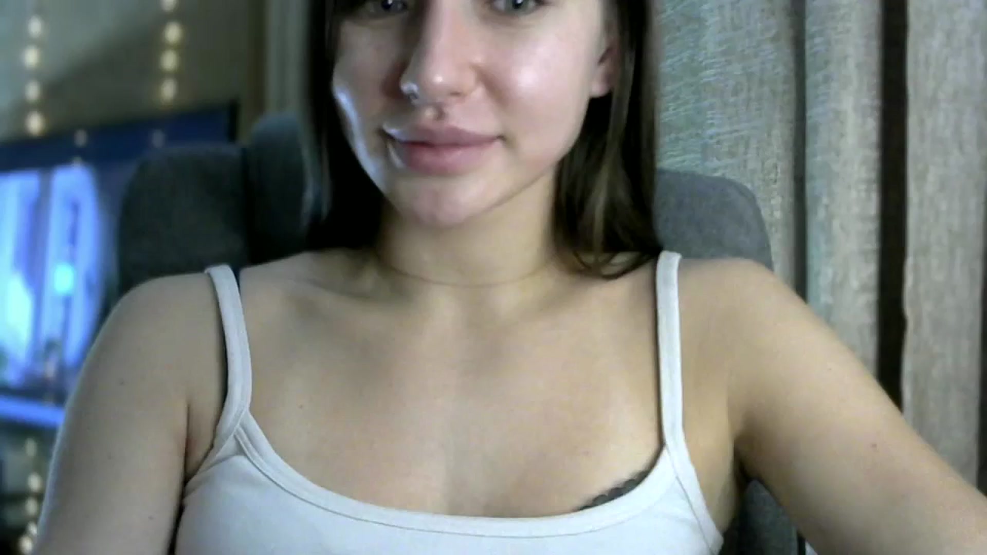 Gallery image thumbnail from bemyfriends's myfreecams stream on, 11/18/2023, 01:39 image 19 of 20